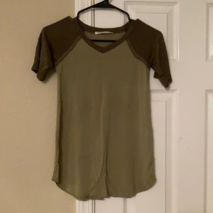 Chris and carol size small